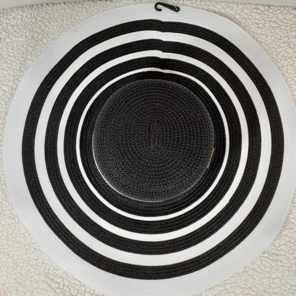 🔥3/$70 🎉3xHP🎉 *NWT* Vince Camuto Women's Hat - Picture 5 of 7